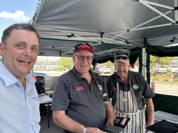 Oxenford Mens Shed Bunnings BBQ